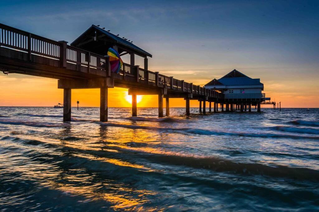 Delightful 3 Bdrm Home, Mins To Clearwater Beach Exteriör bild