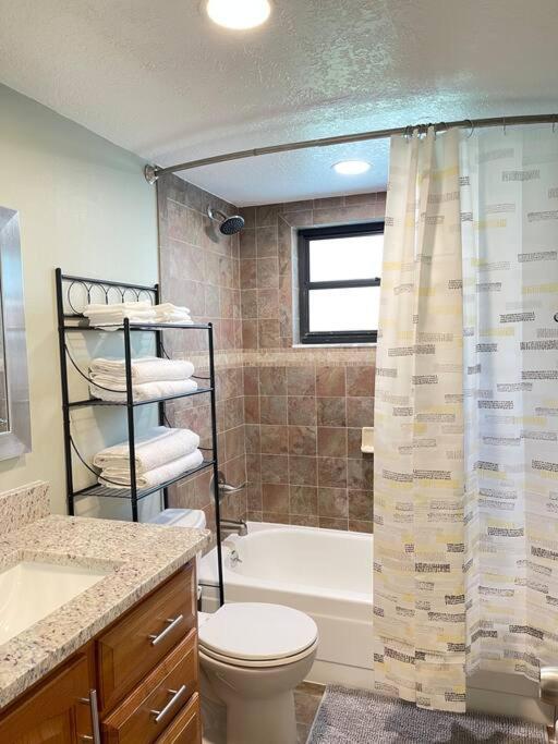 Delightful 3 Bdrm Home, Mins To Clearwater Beach Exteriör bild